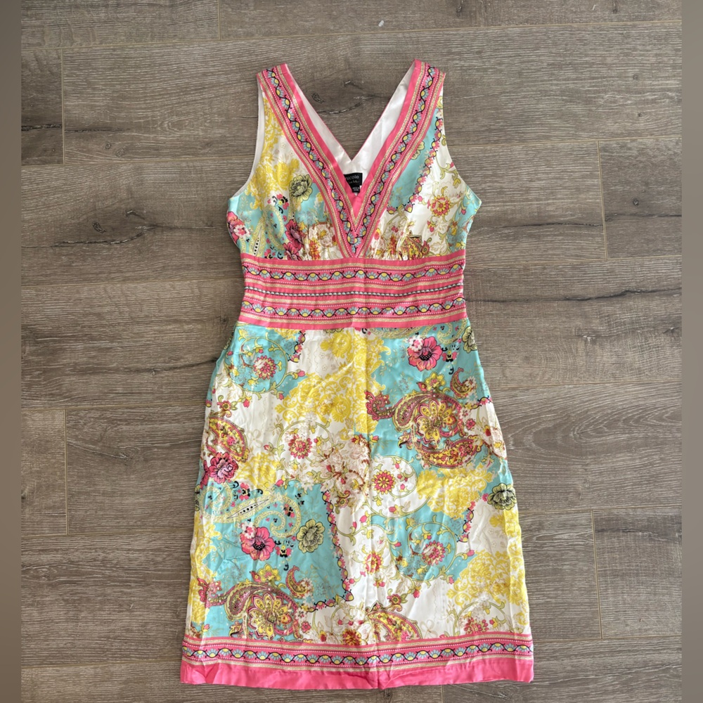 Paisley sheath  Nicole by Nicole miller  Sleeveless 100% silk Dress